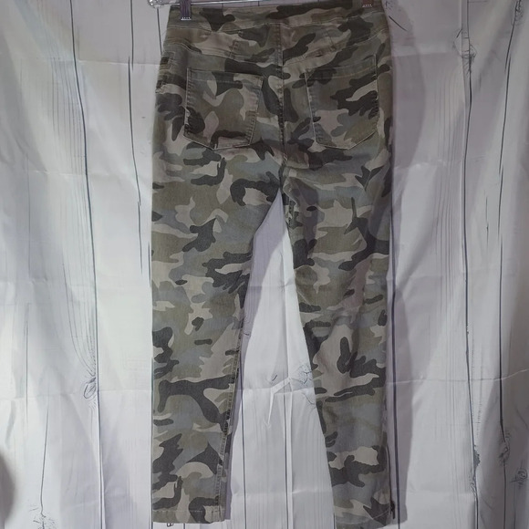 Umgee camo ankle skinny pants - Picture 8 of 12